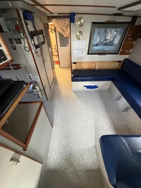 Industrial flake epoxy system on a Vancouver marine floor