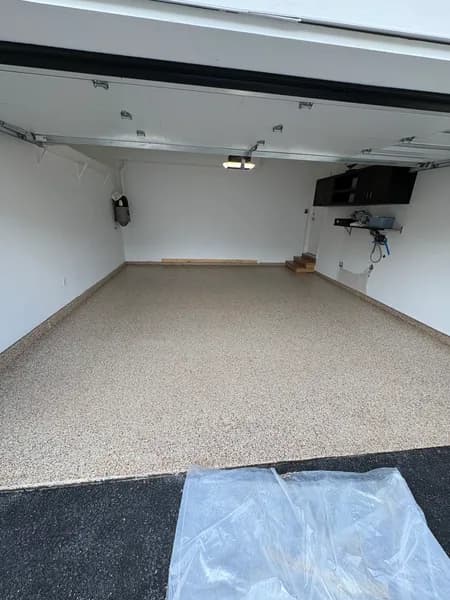 Outback flake epoxy garage floor in Surrey, BC